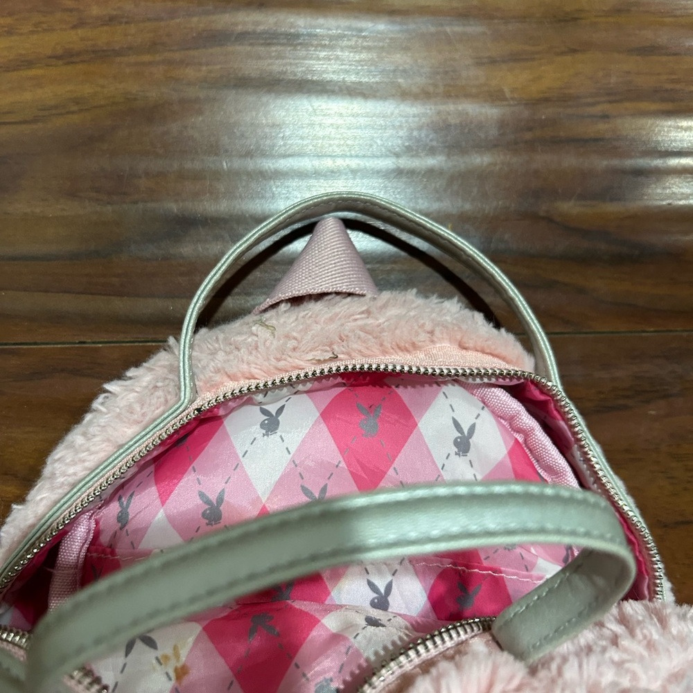 PLAYBOY Pink Furry Backpack Small, zip up, flaws, vintage Y2K - Picture 5 of 11